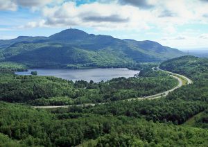 Autoroute 10 Yves Tremblay 07 07 24 0241r LORES 300x212 1 Autoroute 10 Yves Tremblay 07 07 24 0241r LORES 300x212 1